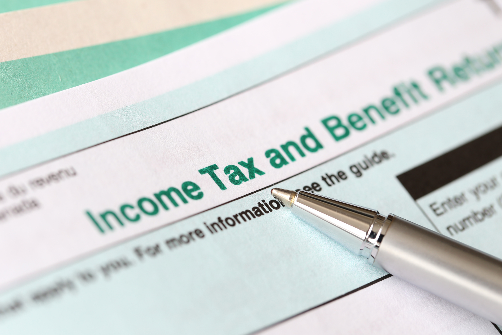Income tax return illustrating CRA Voluntary Disclosures Program